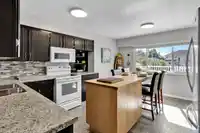 2412 E 40TH AVENUE - thumbnail 12