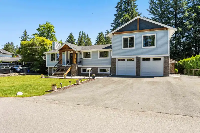 8952 HADDEN STREET - photo 3 of 39