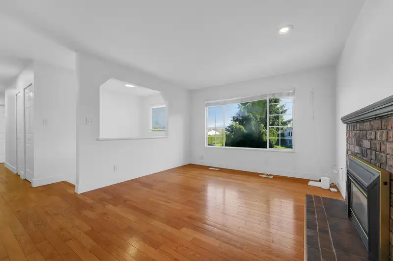 33511 KINSALE PLACE - photo 4 of 36