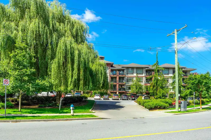229 2233 MCKENZIE ROAD - photo 2 of 34