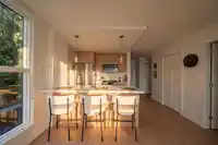 402 2368 SHAUGHNESSY STREET - thumbnail 3