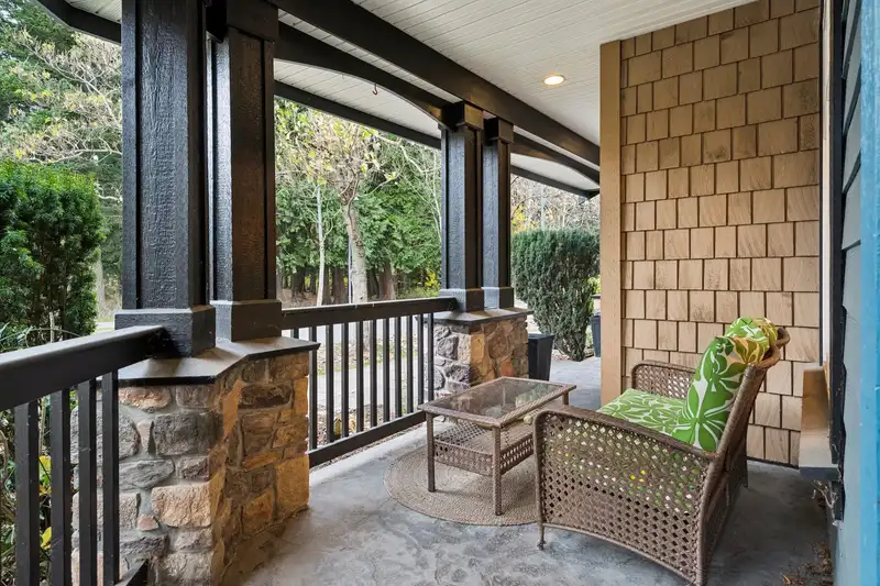 5782 GARRISON BOULEVARD - photo 3 of 39