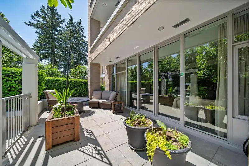 103 1501 VIDAL STREET - photo 2 of 40