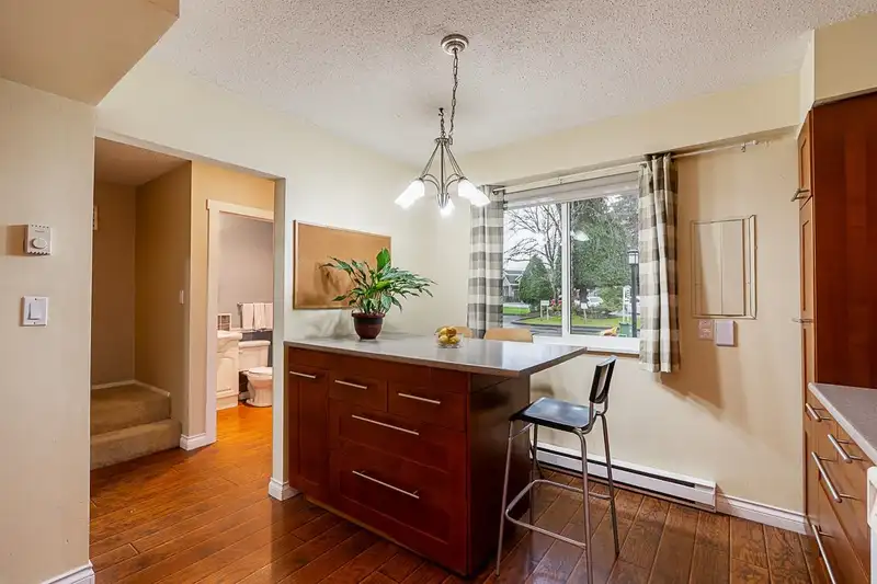 1 10900 SPRINGMONT DRIVE - photo 1 of 35