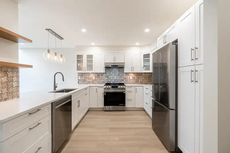 1304 21937 48 AVENUE - photo 4 of 19