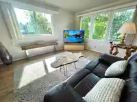 85 1840 160 STREET - thumbnail 5