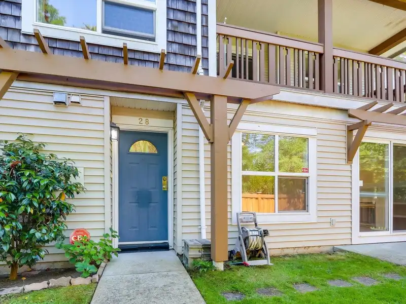 28 7100 LYNNWOOD DRIVE - photo 1 of 21