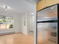 28 7100 LYNNWOOD DRIVE - thumbnail 12