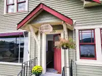 589 SEAVIEW ROAD - thumbnail 4