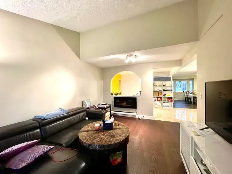 4231 CORLESS ROAD - photo 4 of 27