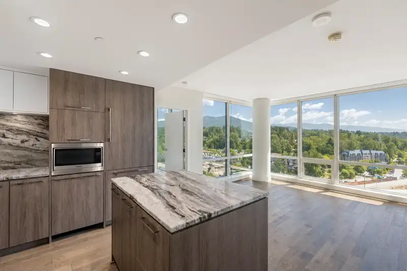 1702 680 SEYLYNN CRESCENT - photo 1 of 33