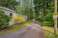 33 20071 24 AVENUE - thumbnail 4