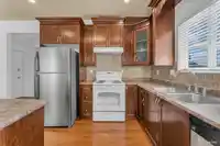 6803 192 STREET - thumbnail 9