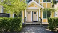 144 9718 161A STREET - thumbnail 2