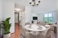 1105 9595 ERICKSON DRIVE - thumbnail 1