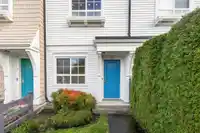 9 8438 207A STREET - thumbnail 4