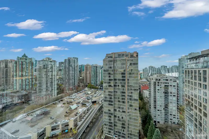 2901 1008 CAMBIE STREET - photo 3 of 33