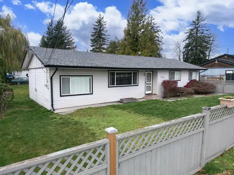 2561 ROSS ROAD - photo 3 of 29