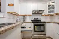 204 2995 PRINCESS CRESCENT - thumbnail 5