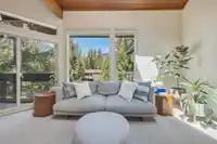 205 6117 EAGLE DRIVE - thumbnail 13