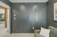 205 6117 EAGLE DRIVE - thumbnail 9