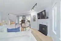 16 795 NOONS CREEK DRIVE - thumbnail 7