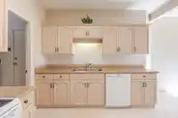 3 4740 221 STREET - thumbnail 16