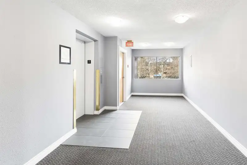 230 7297 MOFFATT ROAD - photo 3 of 23