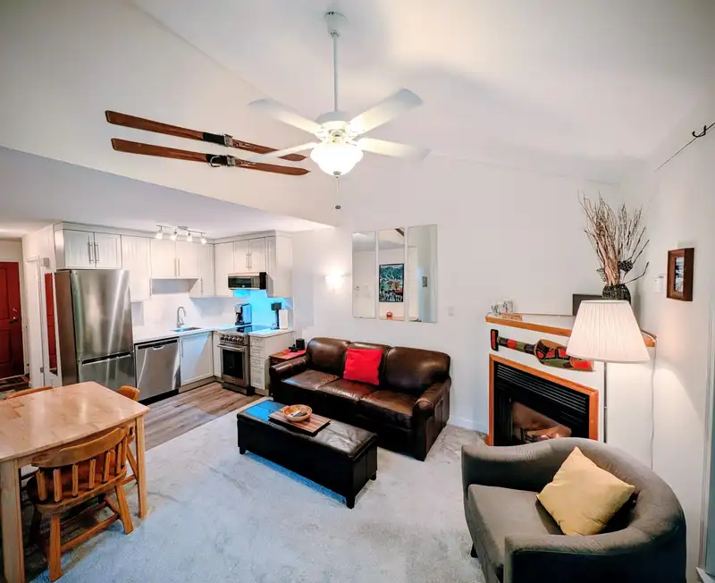 216 3070 HILLCREST DRIVE - photo 1 of 37
