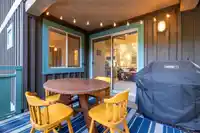 216 3070 HILLCREST DRIVE - thumbnail 23