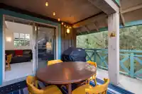 216 3070 HILLCREST DRIVE - thumbnail 24
