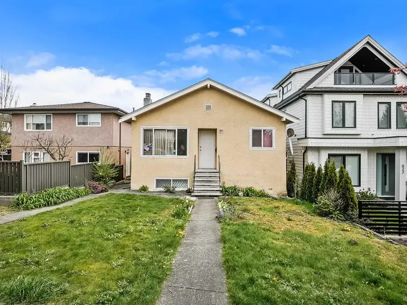 620 SLOCAN STREET - photo 1 of 35