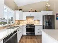 37 9012 WALNUT GROVE DRIVE - thumbnail 17