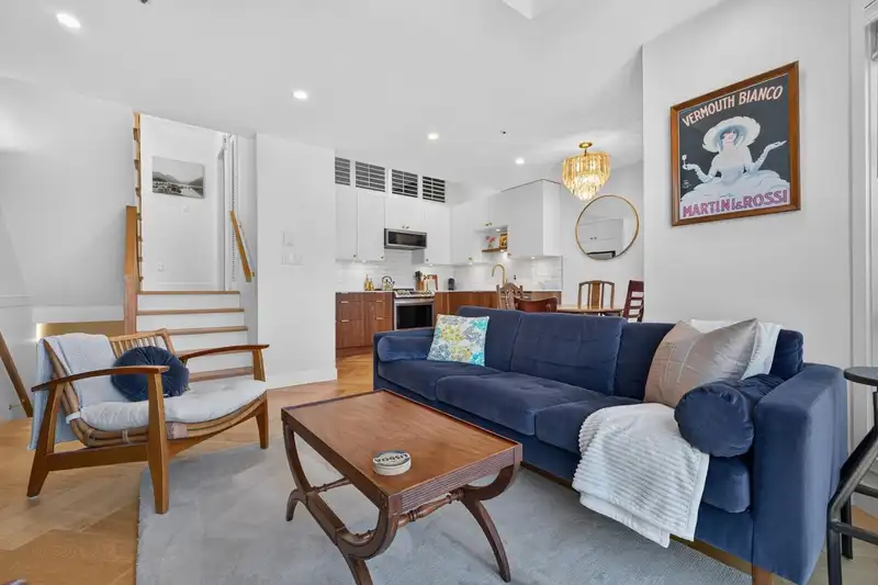829 W 7TH AVENUE - photo 4 of 32