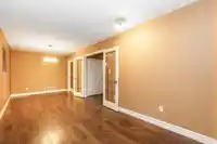 8728 213 STREET - thumbnail 5