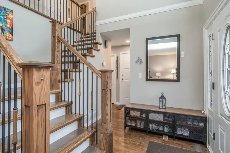 44704 CUMBERLAND AVENUE - photo 4 of 40