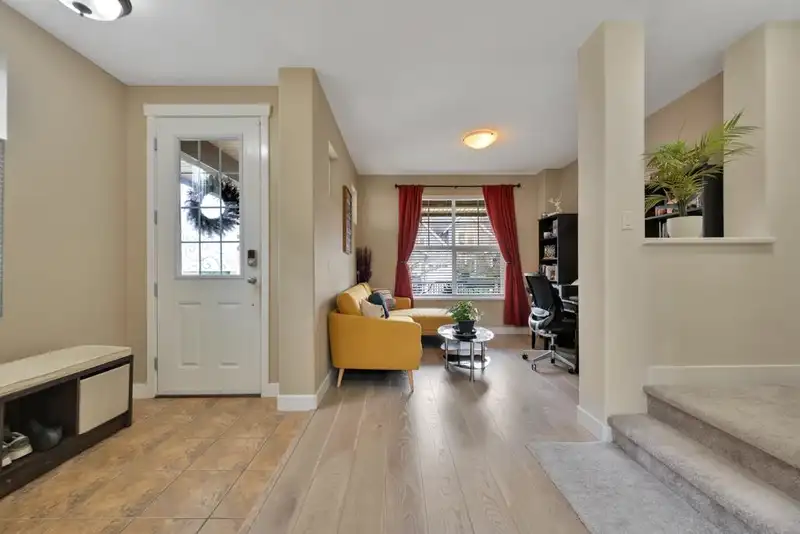 2057 MERLOT BOULEVARD - photo 4 of 40