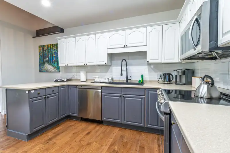 26651 CUNNINGHAM AVENUE - photo 4 of 40