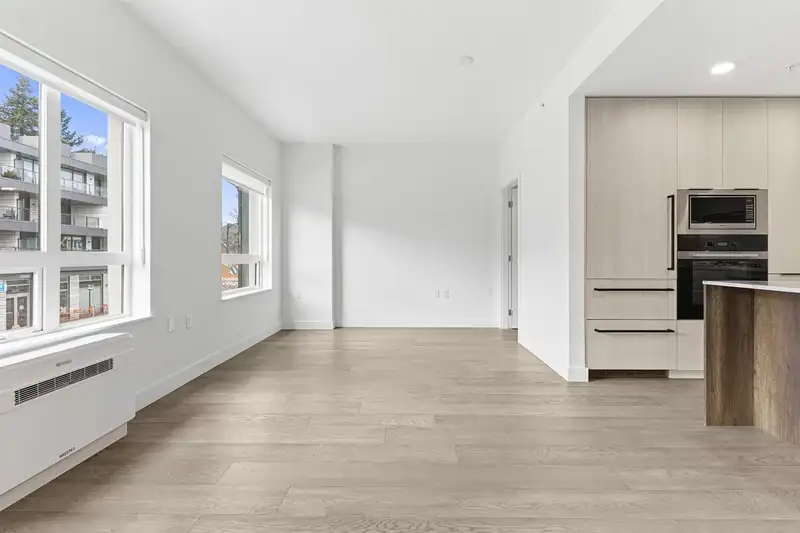 205 3590 W 39TH AVENUE - photo 2 of 20