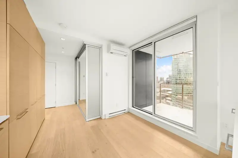 2102 13438 CENTRAL AVENUE - photo 4 of 40