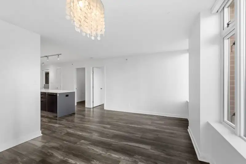 301 1762 DAVIE STREET - photo 4 of 31