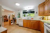 25465 HILLAND AVENUE - thumbnail 9