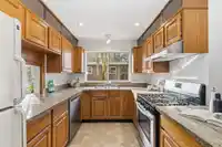 1930 JASPER COURT - thumbnail 12