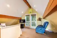 1051 GOWER POINT ROAD - thumbnail 18