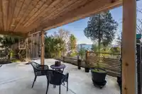 1051 GOWER POINT ROAD - thumbnail 20