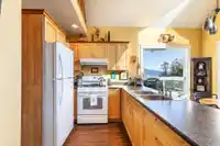 1051 GOWER POINT ROAD - thumbnail 3