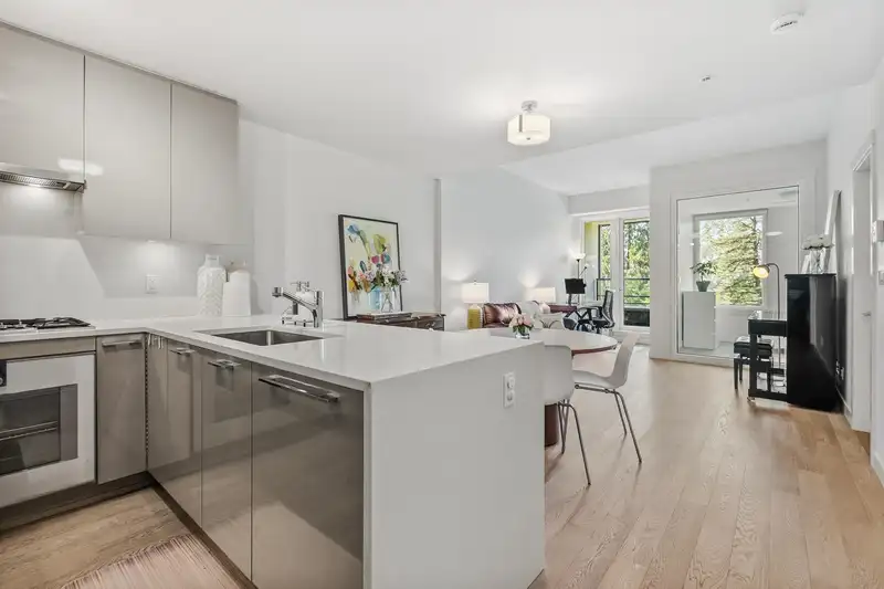 307 4488 CAMBIE STREET - photo 4 of 34