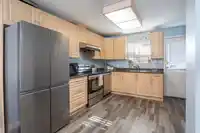 213 7837 120A STREET - thumbnail 6