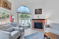108 216 E 6TH STREET - thumbnail 5