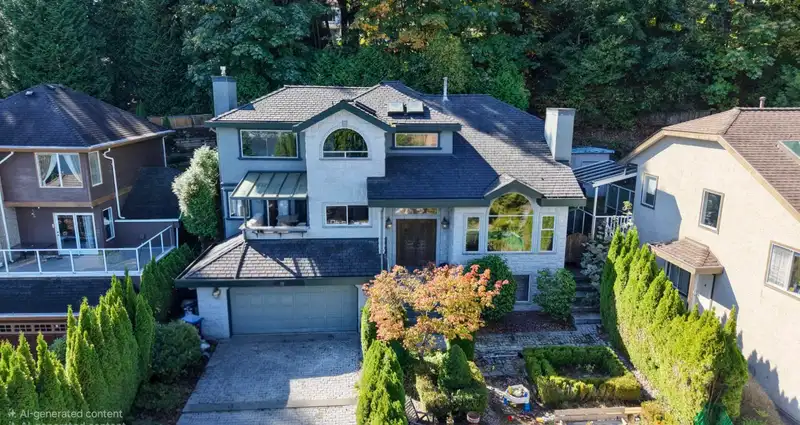 19 BURRARD CRESCENT - photo 3 of 6